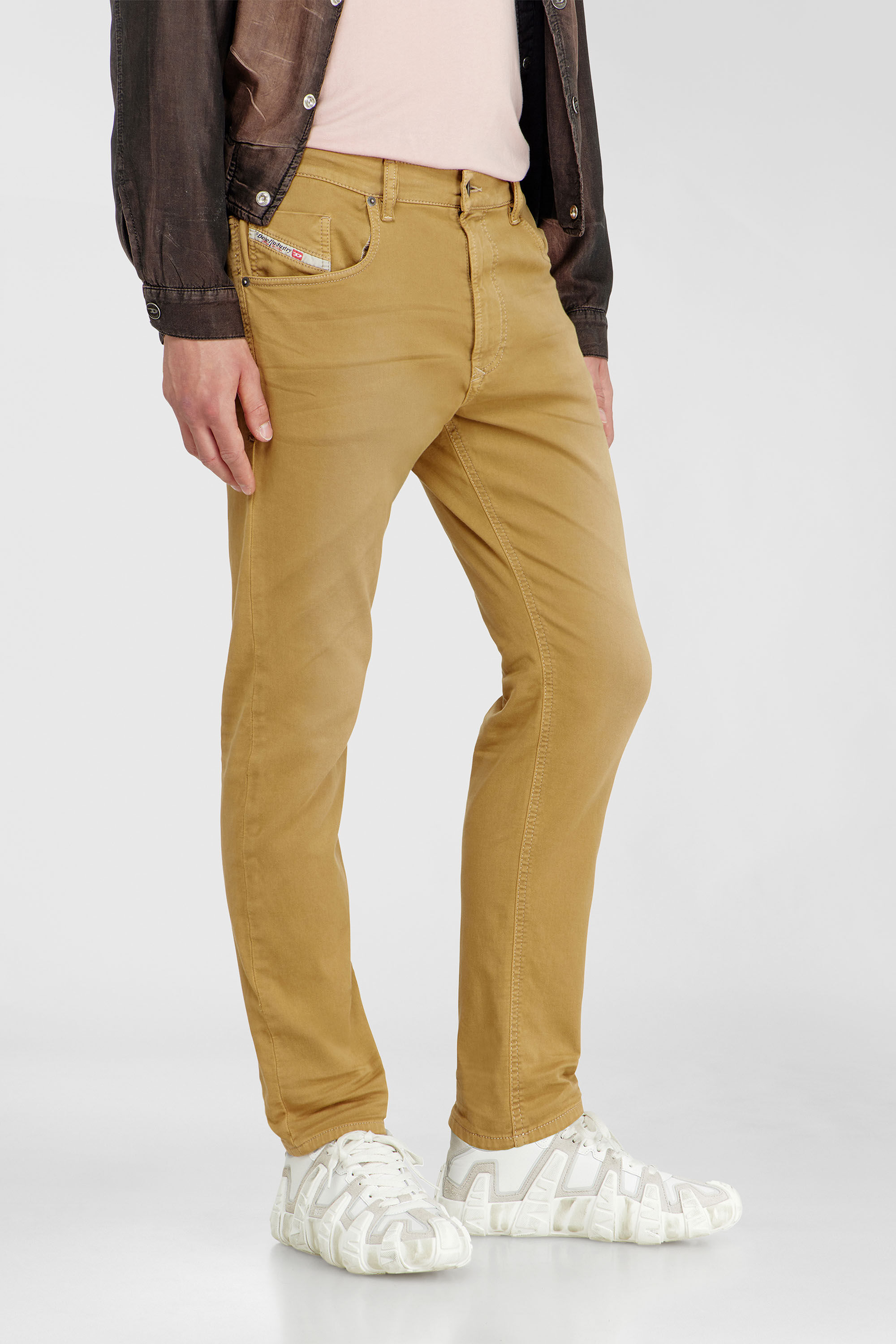 Diesel - Man's Regular 2032 D-Krooley-BW Joggjeans&reg; 0670M, Dark Beige - 7