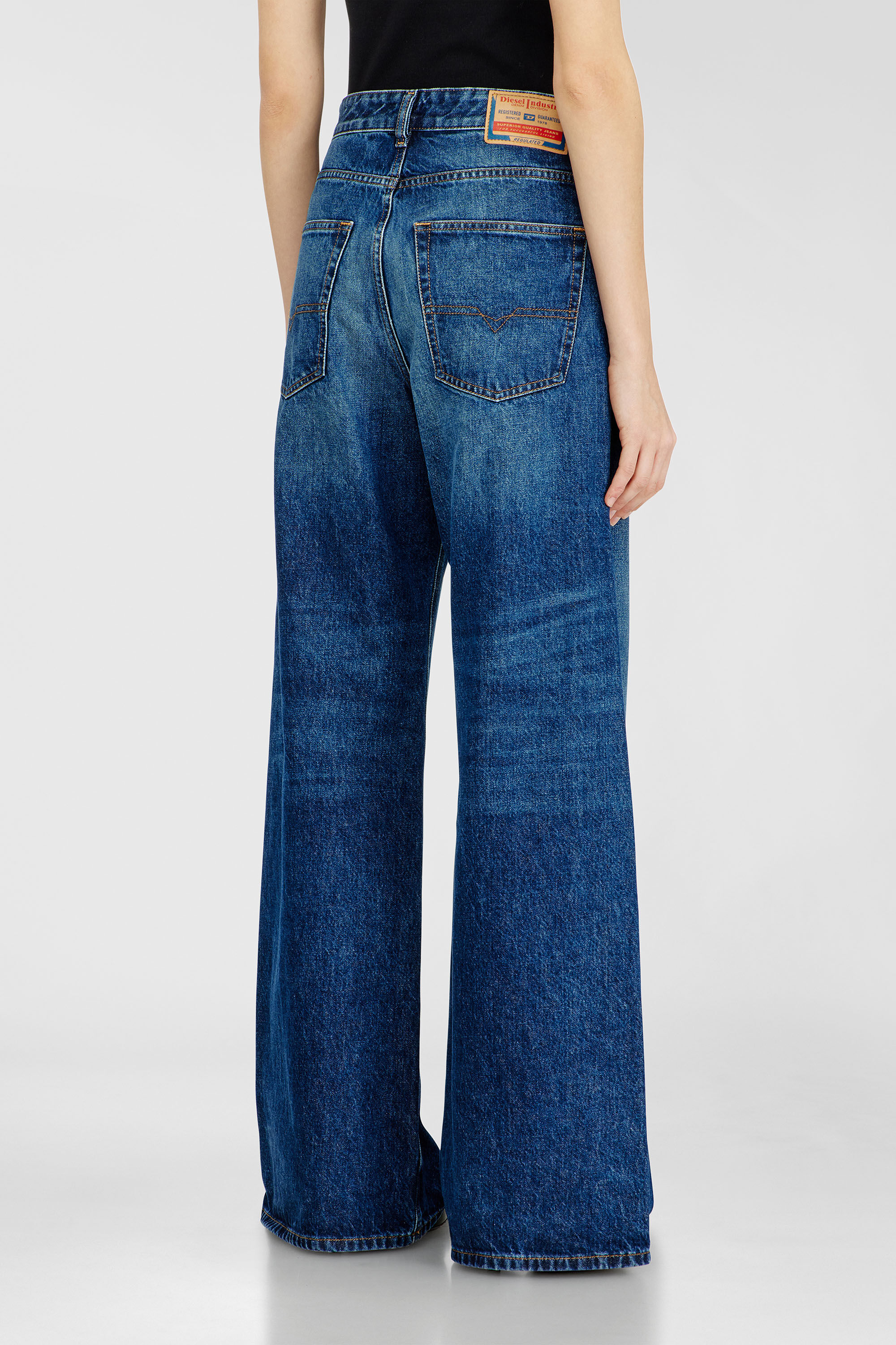 Diesel - Unisex's Relaxed Jeans 1996 D-Sire 09I27, Dark Blue - 5