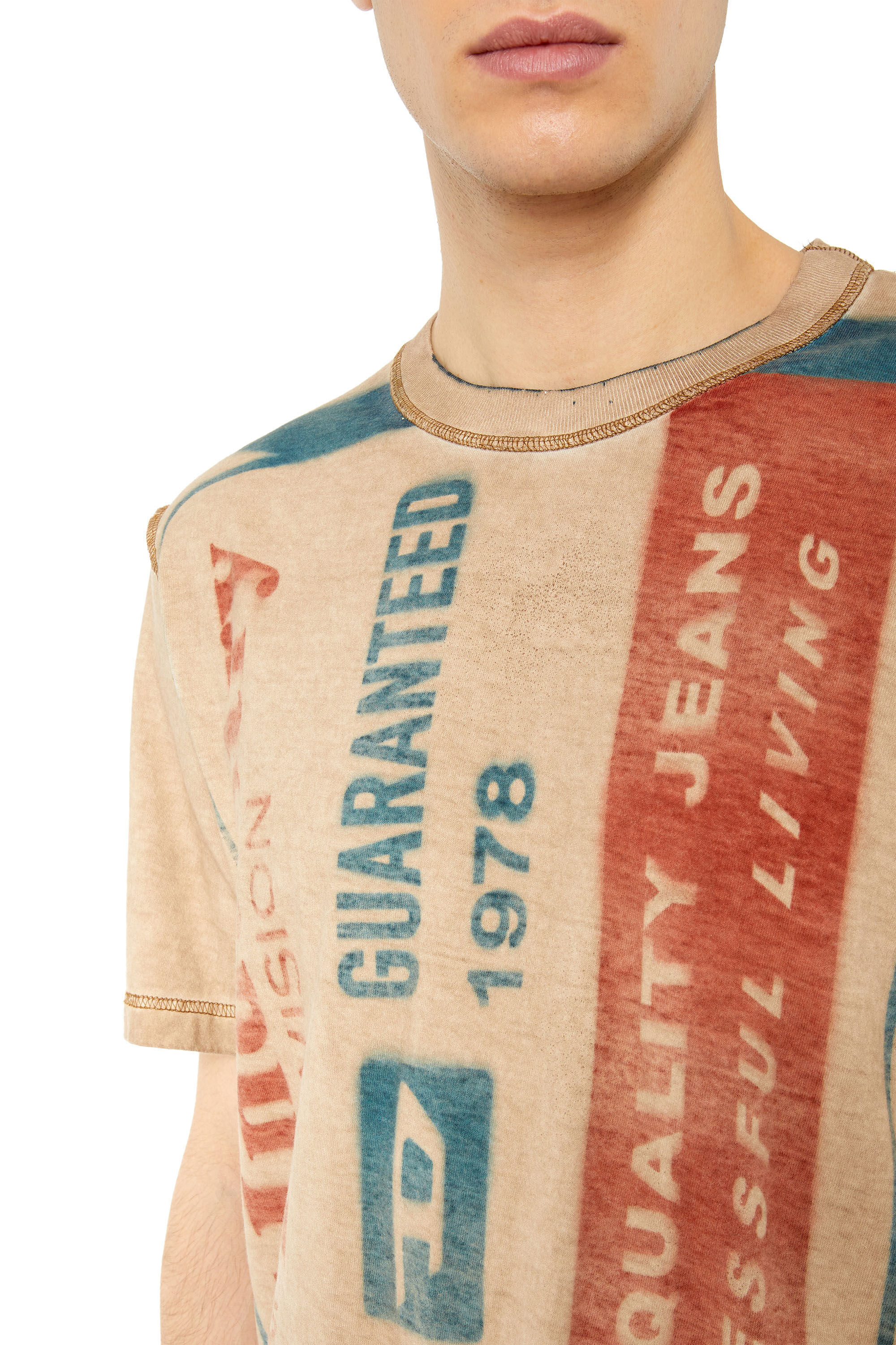 Diesel - T-JUST-G13, Man's T-shirt with jacron patch print in Beige/Red - 5