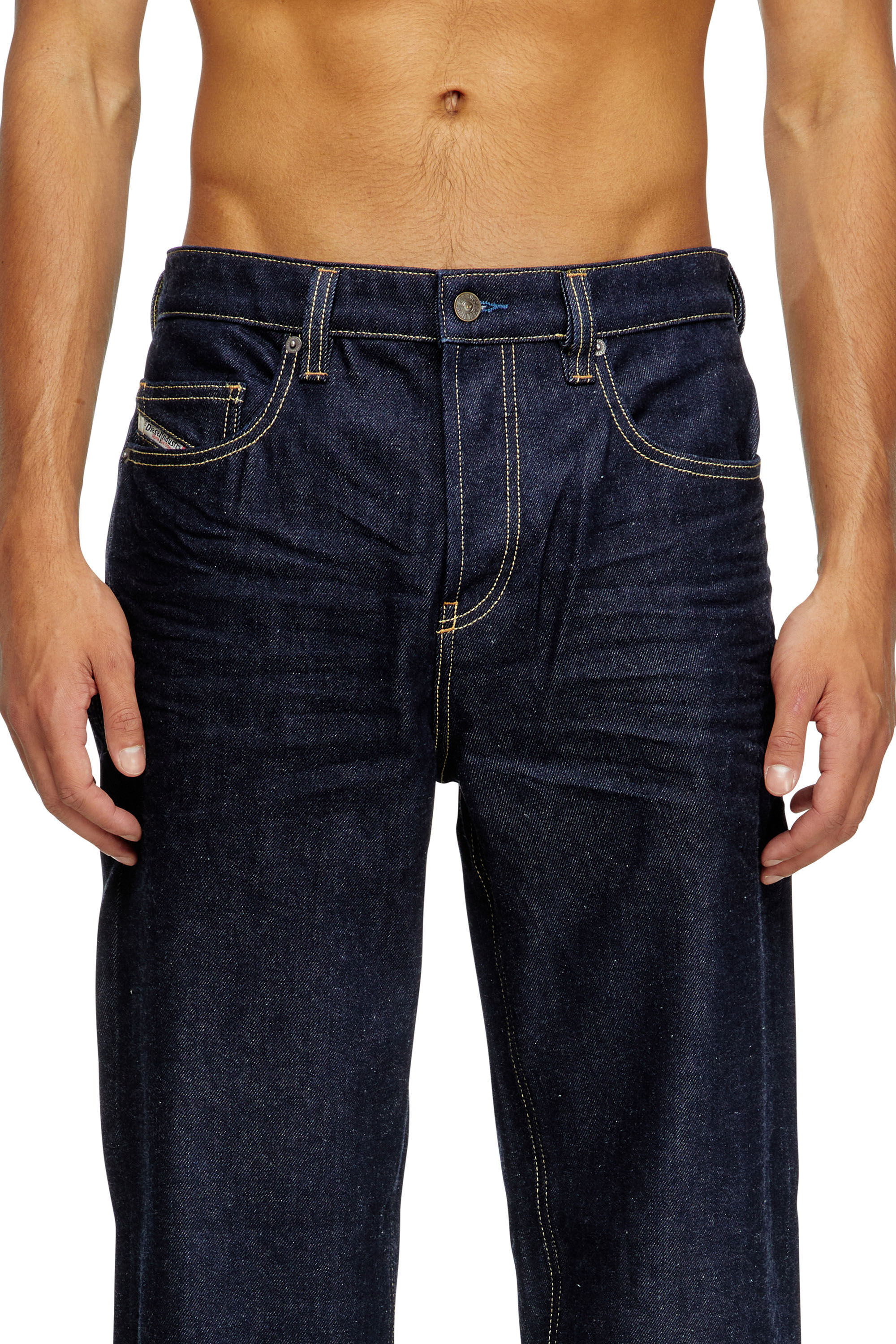 Men's Relaxed Jeans | Dark Blue | Diesel 2001 D-Macro