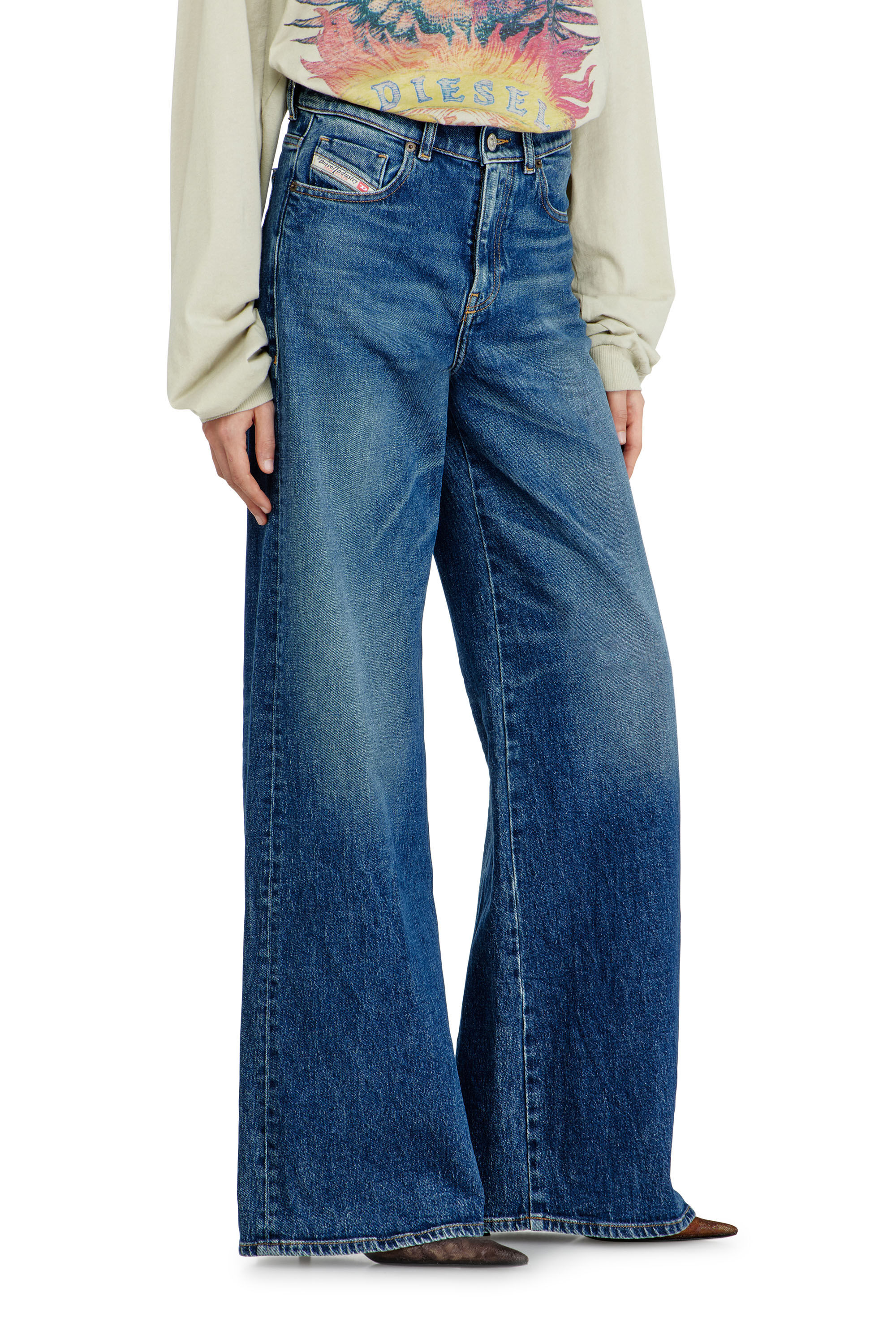 Diesel - Woman's Flare Jeans 1978 D-Akemi 09L21, Medium blue - 7