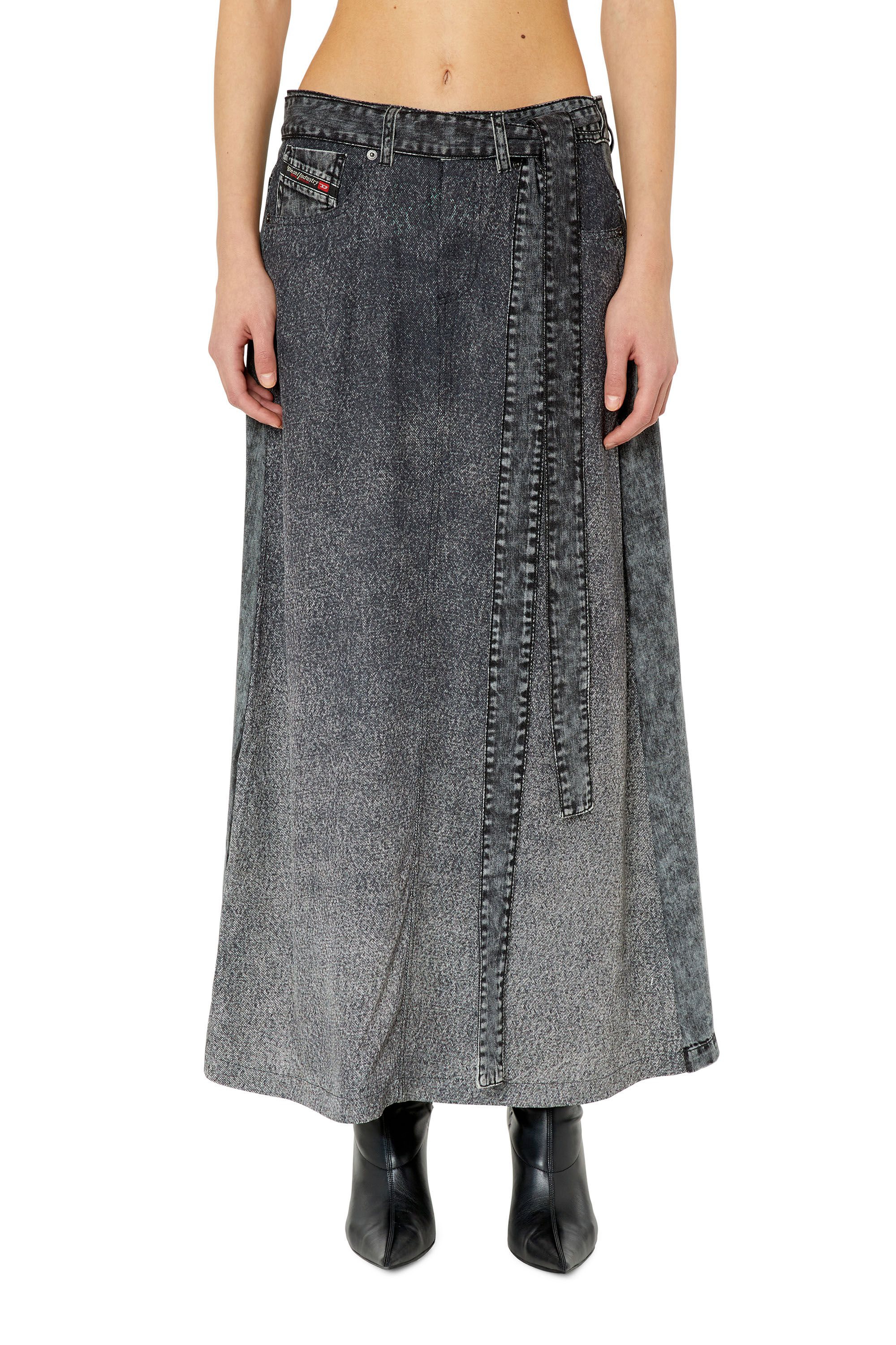 Diesel - O-TINA, Woman's Twill skirt with trompe l'oeil denim print in Black - 3