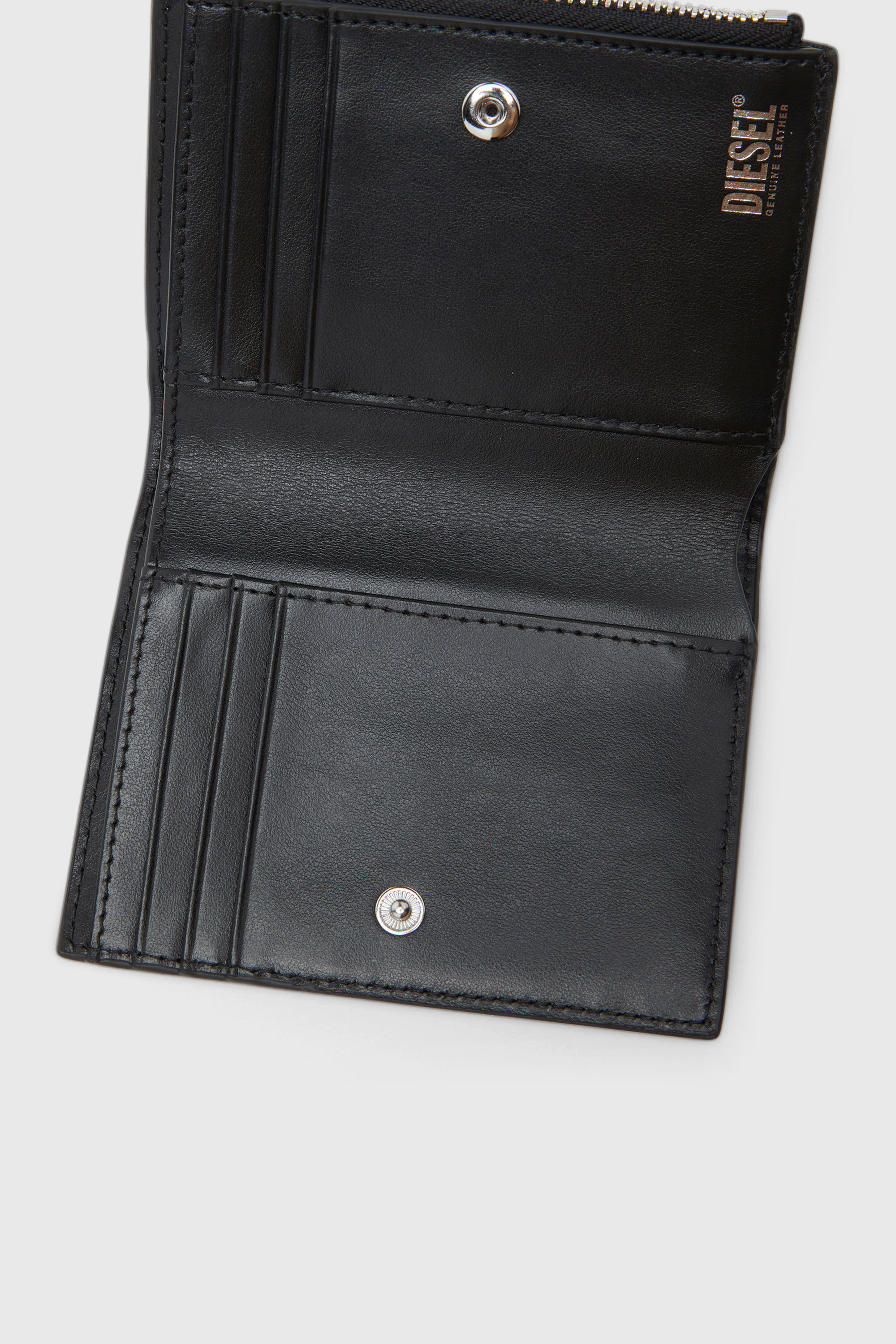 Diesel - 1DR BI-FOLD ZIP II, Woman's Small leather wallet with logo plaque in Black - 3