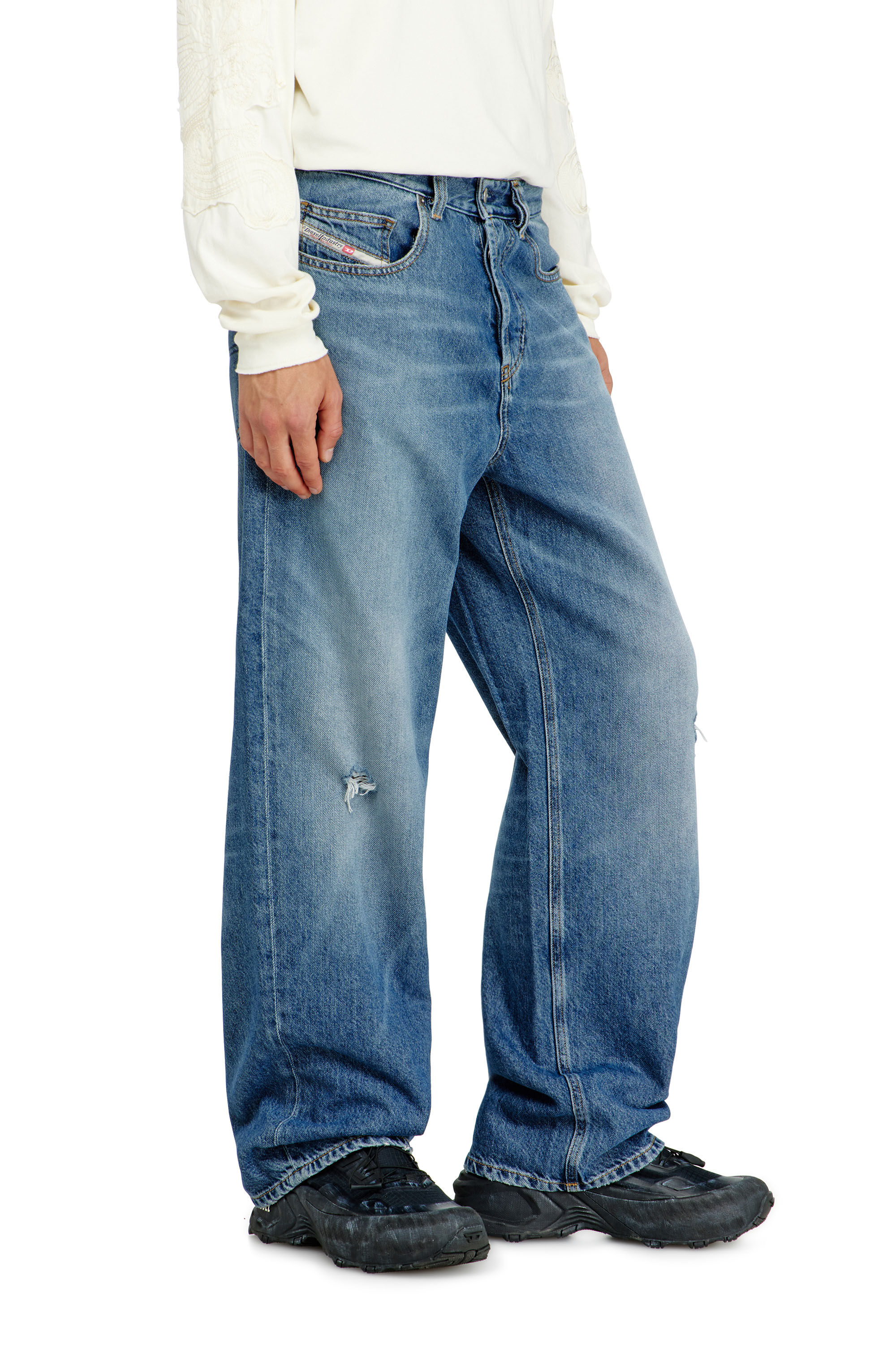 Diesel - Man's Relaxed Jeans 2001 D-Macro 09P61, Medium blue - 7