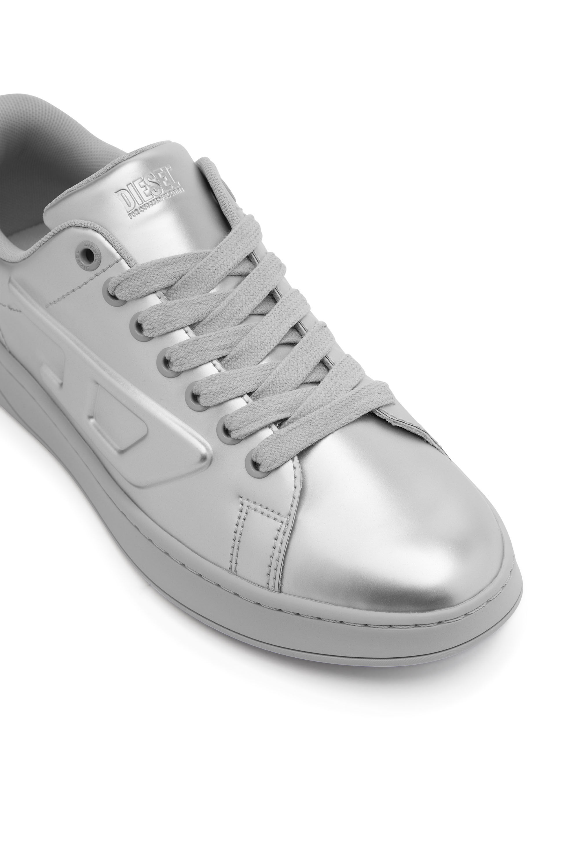 Diesel sales silver shoes