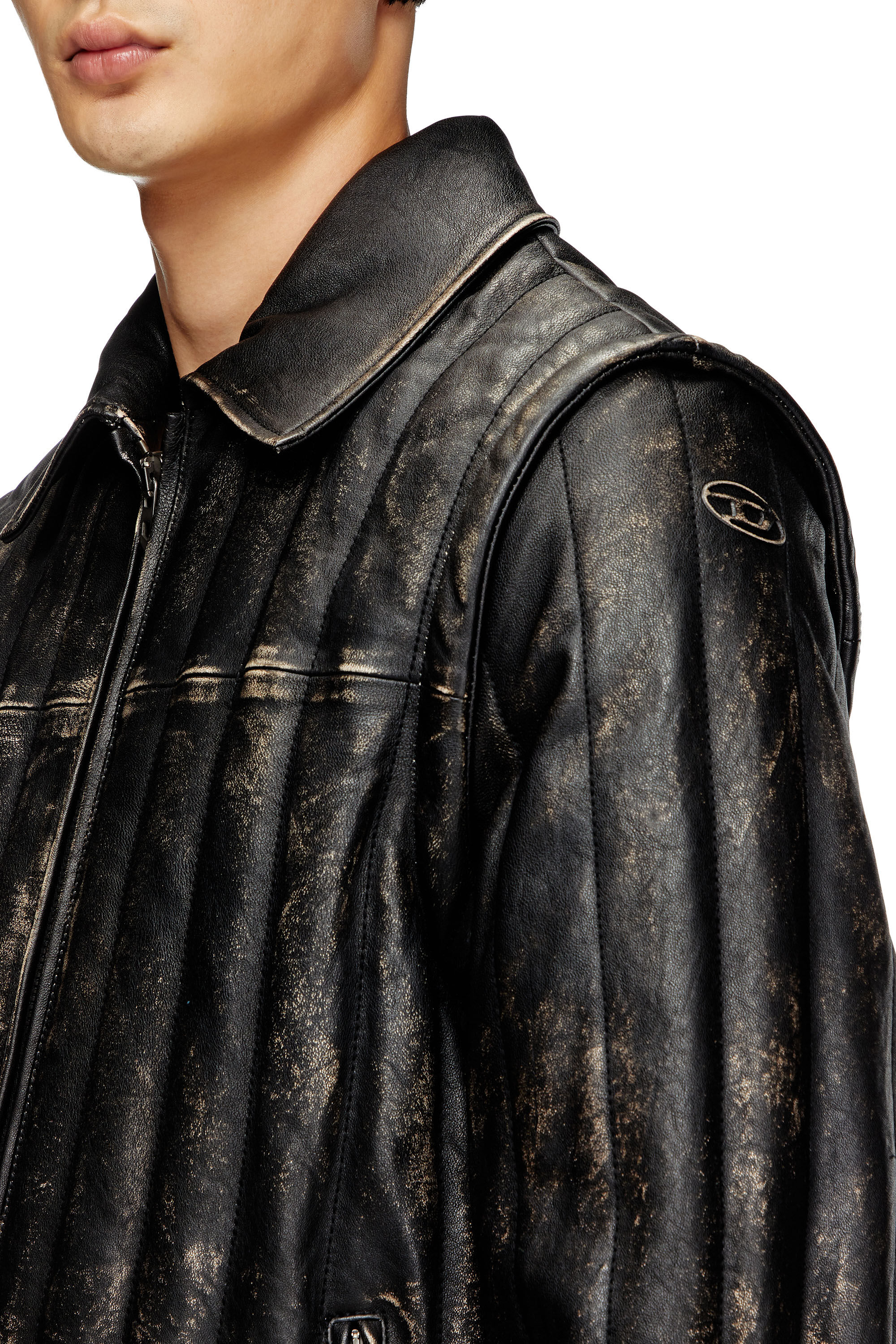 Diesel - L-ALBERT, Man's Distressed quilted leather jacket/vest in Black - 5