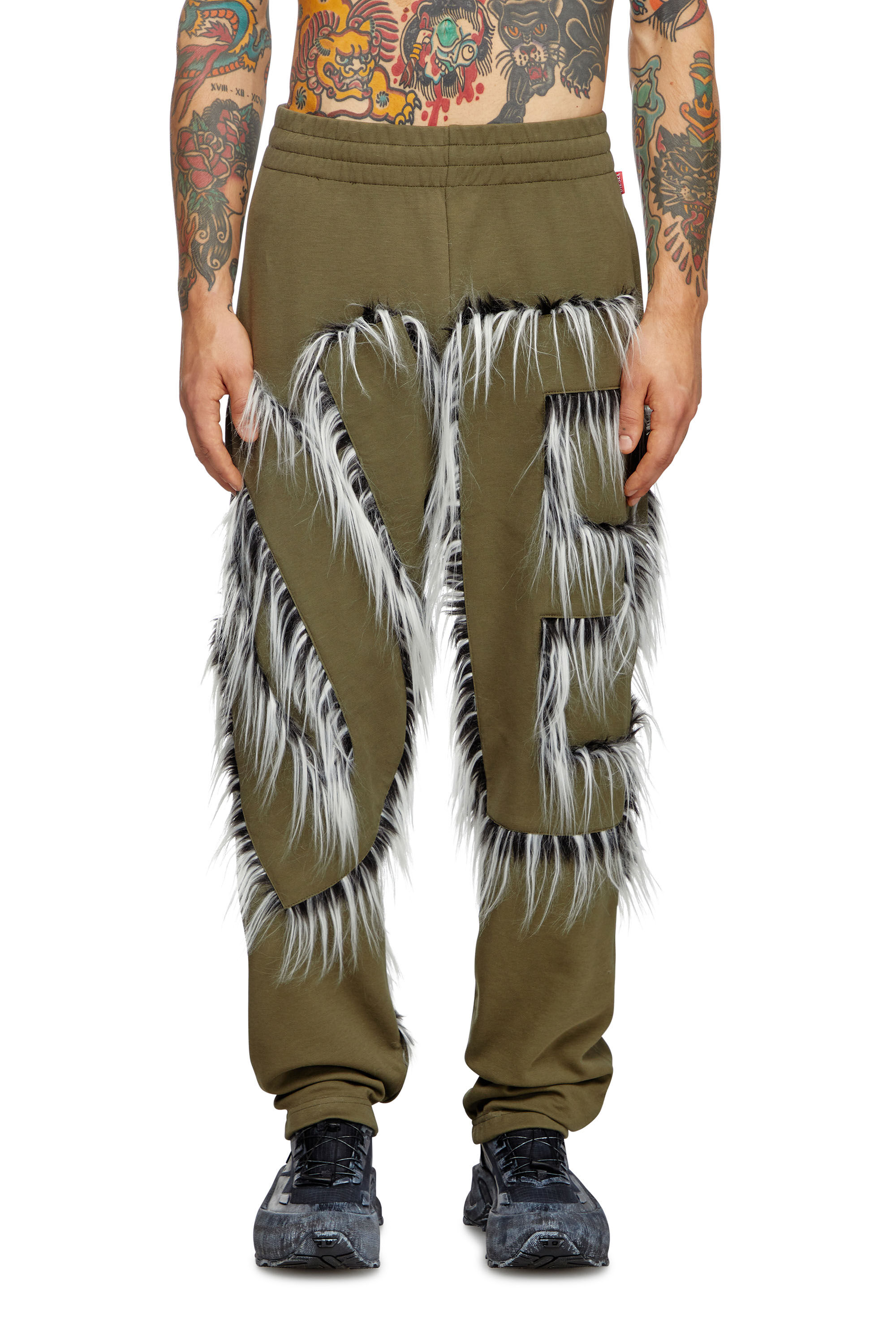 Diesel - P-BIMY-FUR, Man's Track pants with hairy-trim logo in Military Green - 3