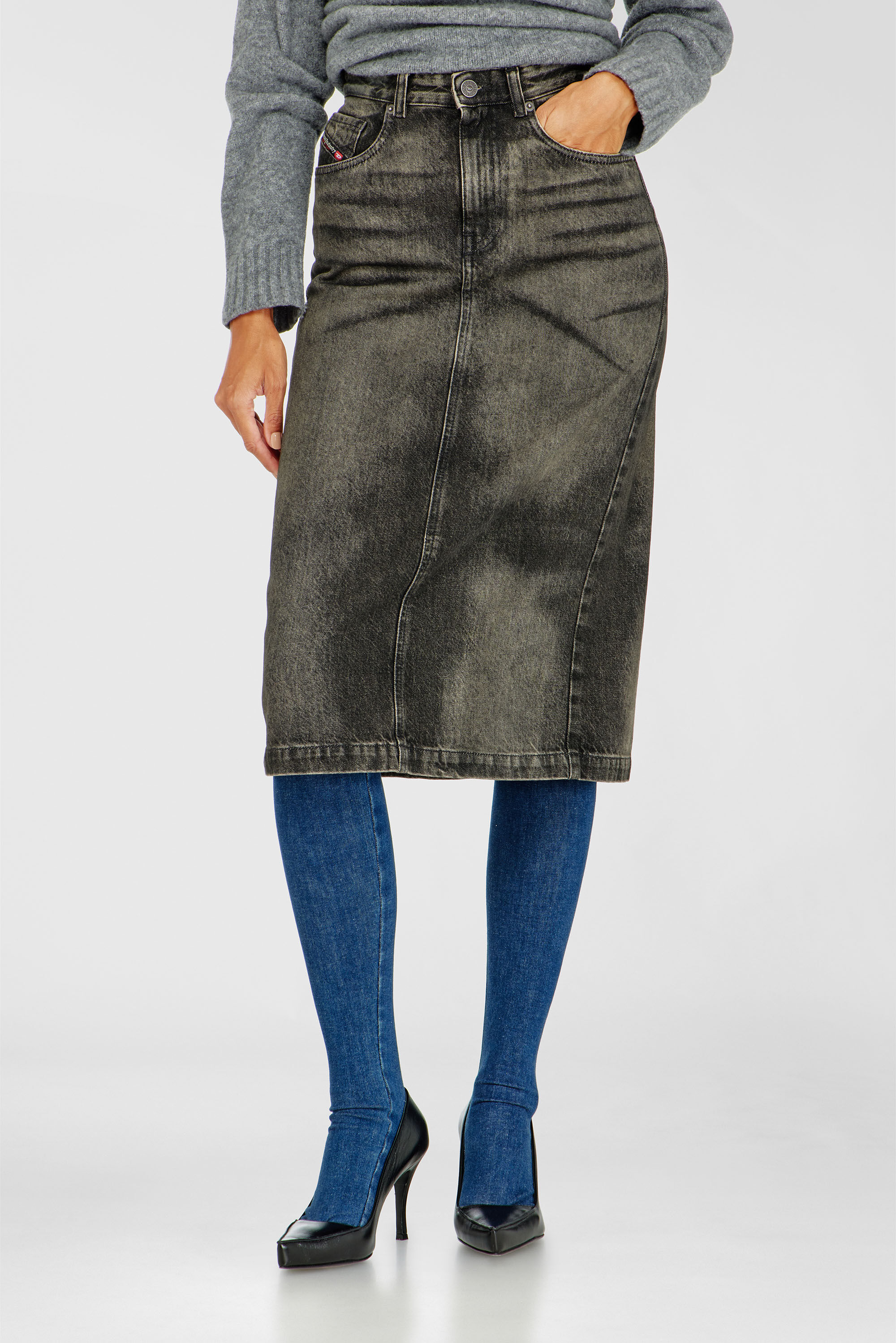 Diesel - DE-PENDY-FSJ, Woman's Pencil skirt in dirty-effect denim in Dark grey - 3