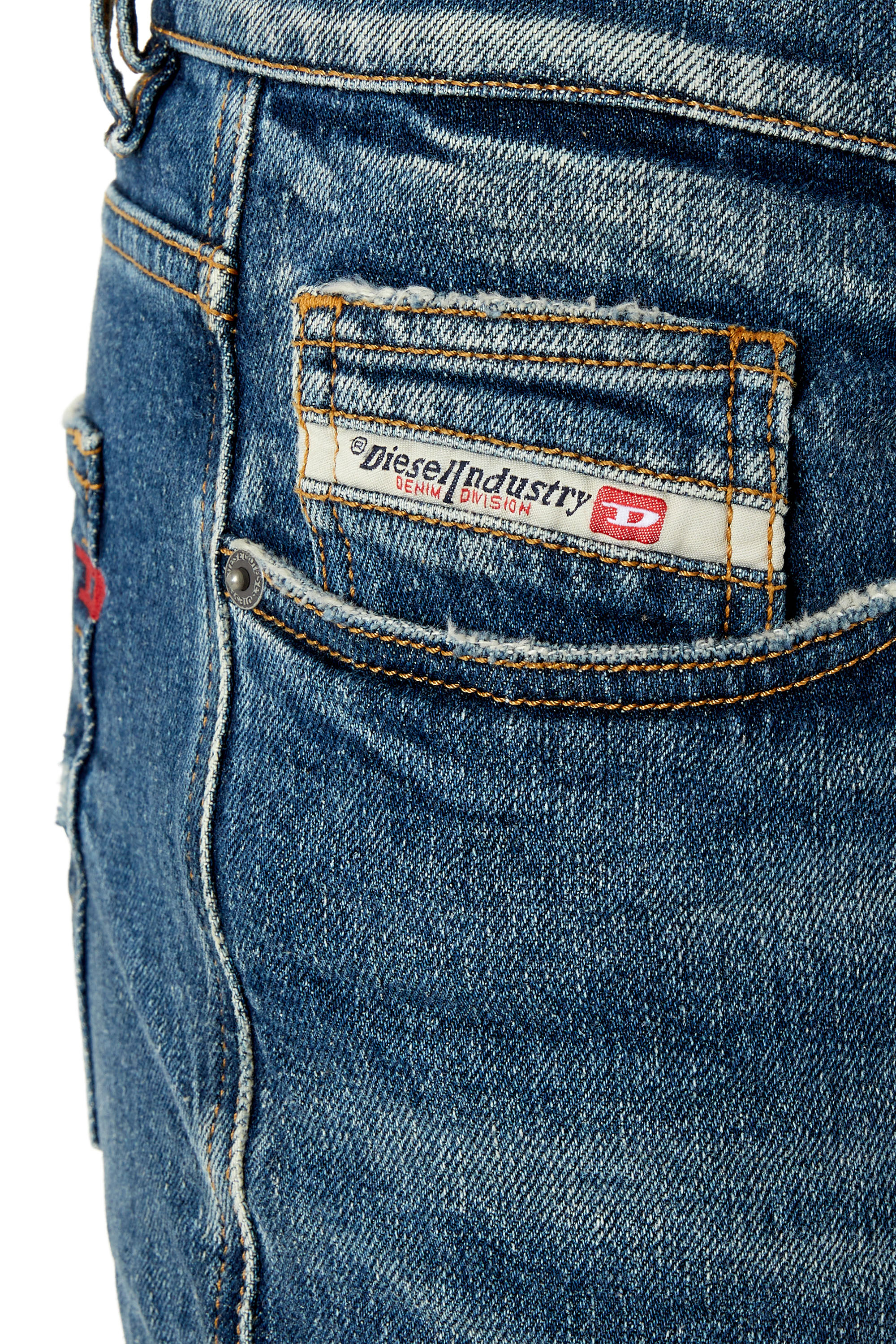 Regular Jeans 2020 D-Viker 007L1, Medium blue Diesel - Man's Regular Jeans 2020 D-Viker 007L1, Medium blue - 5