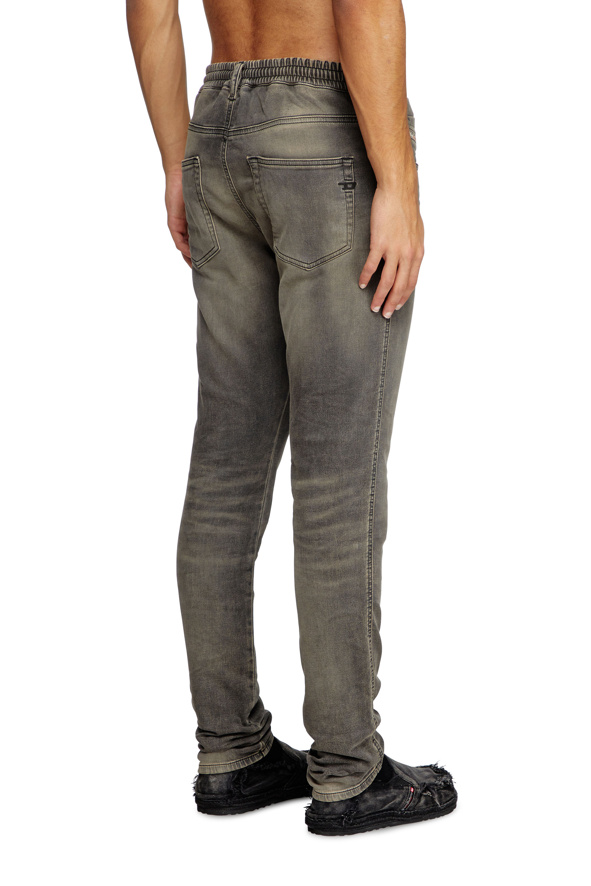 Diesel - Man's Slim 2060 D-Strukt Joggjeans® 068PD, Light Grey - 4