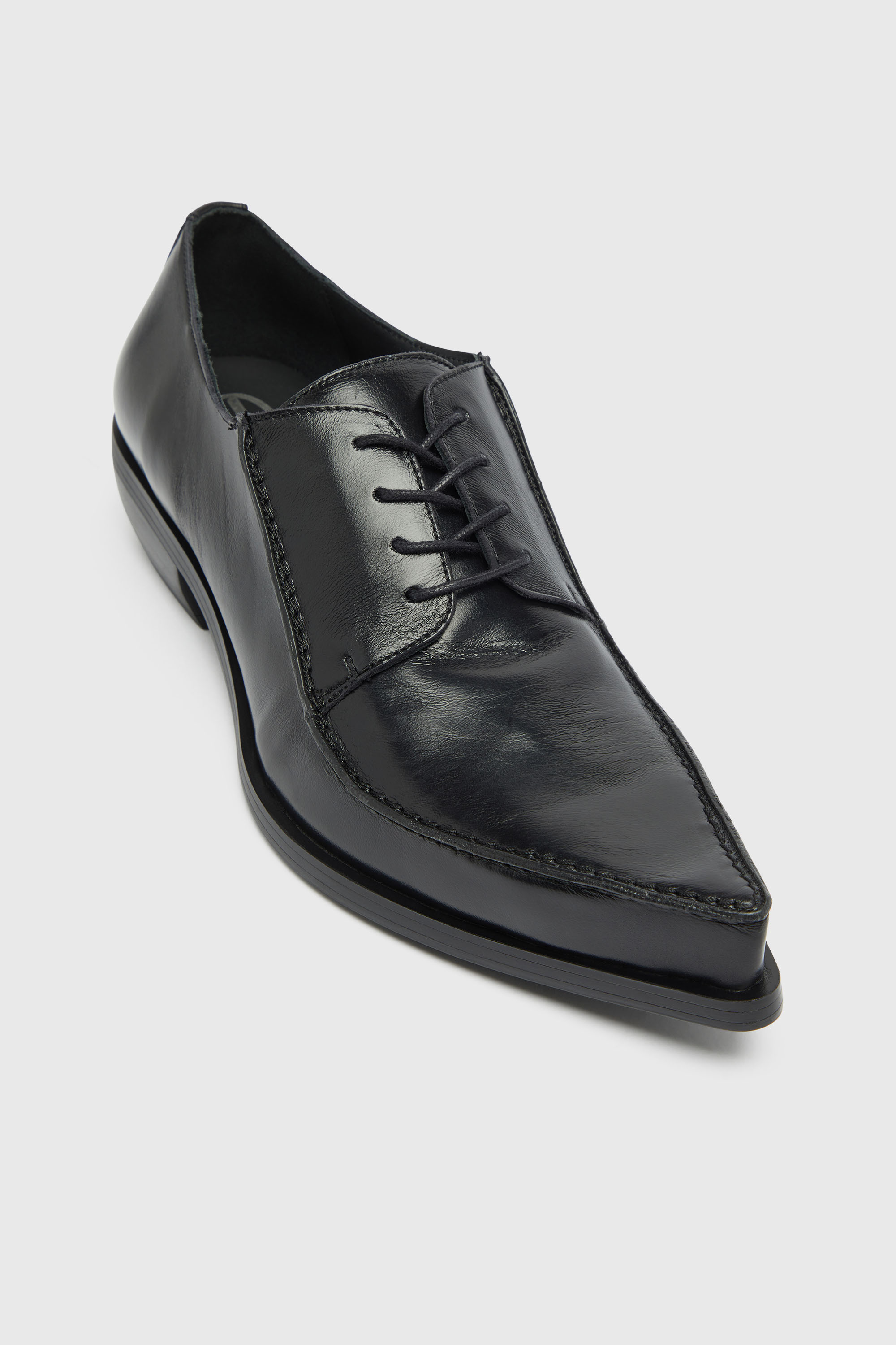 Diesel - D-FRIDO-30-SC, Man's D-Frido-Derby shoes in leather in null - 6