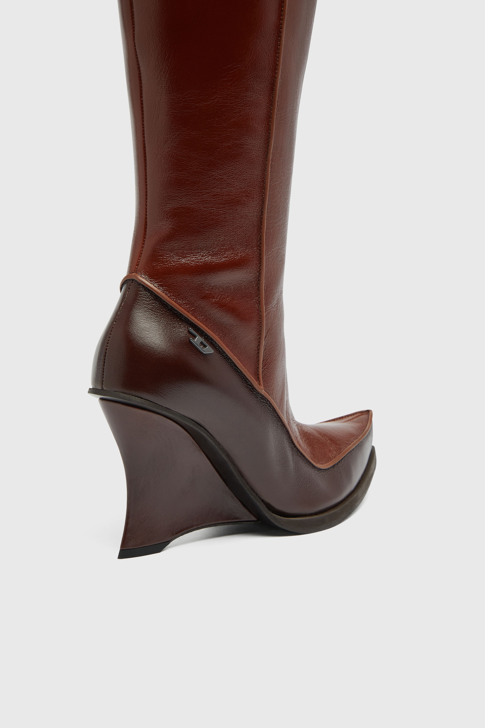 Diesel - D-LUCETTE-90-KB W, Woman's D-Lucette-Knee-high boots in leather in null - 4