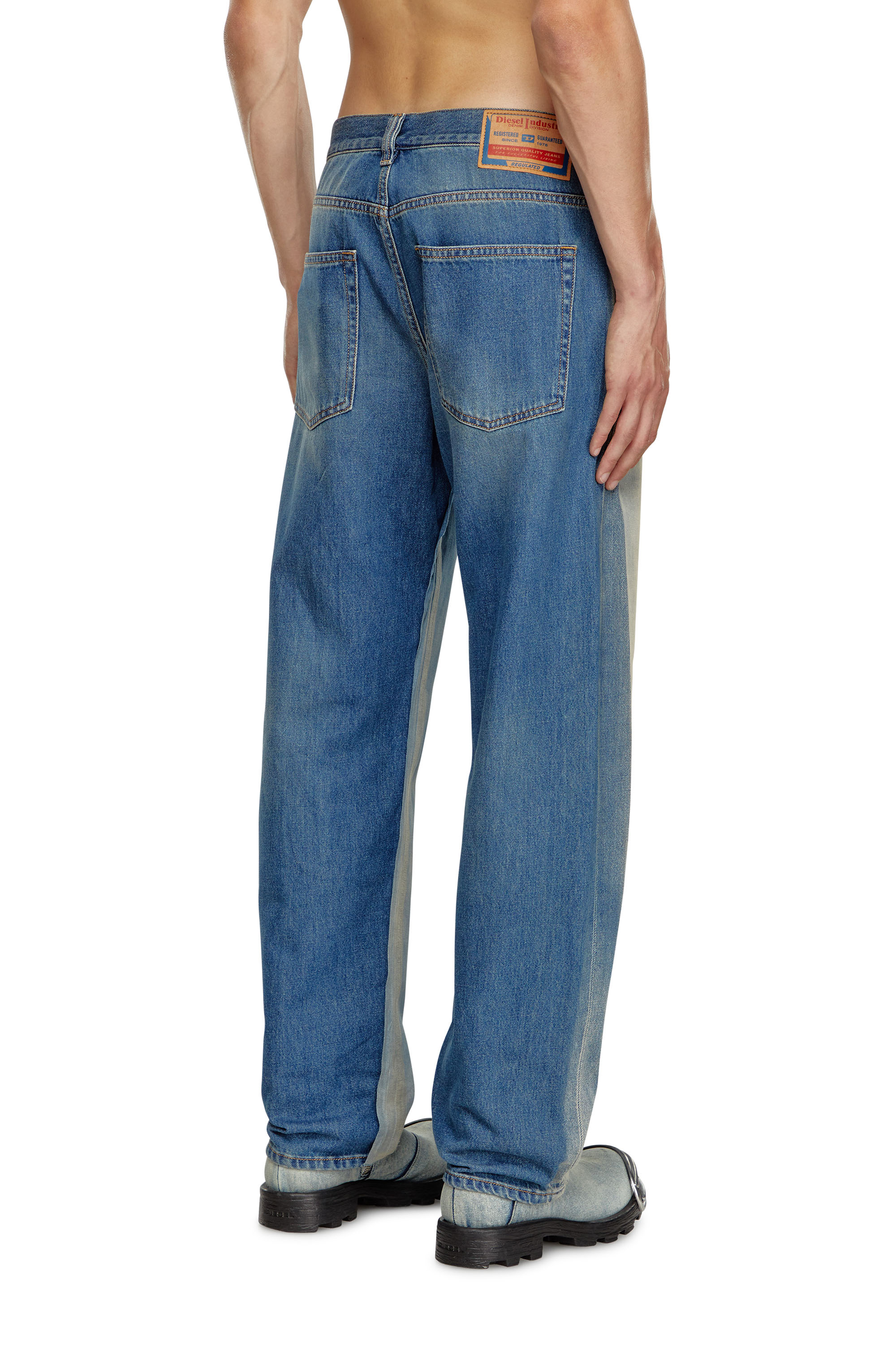 Diesel - Man's Regular Jeans 2010 D-Macs 09K22, Medium blue - 4