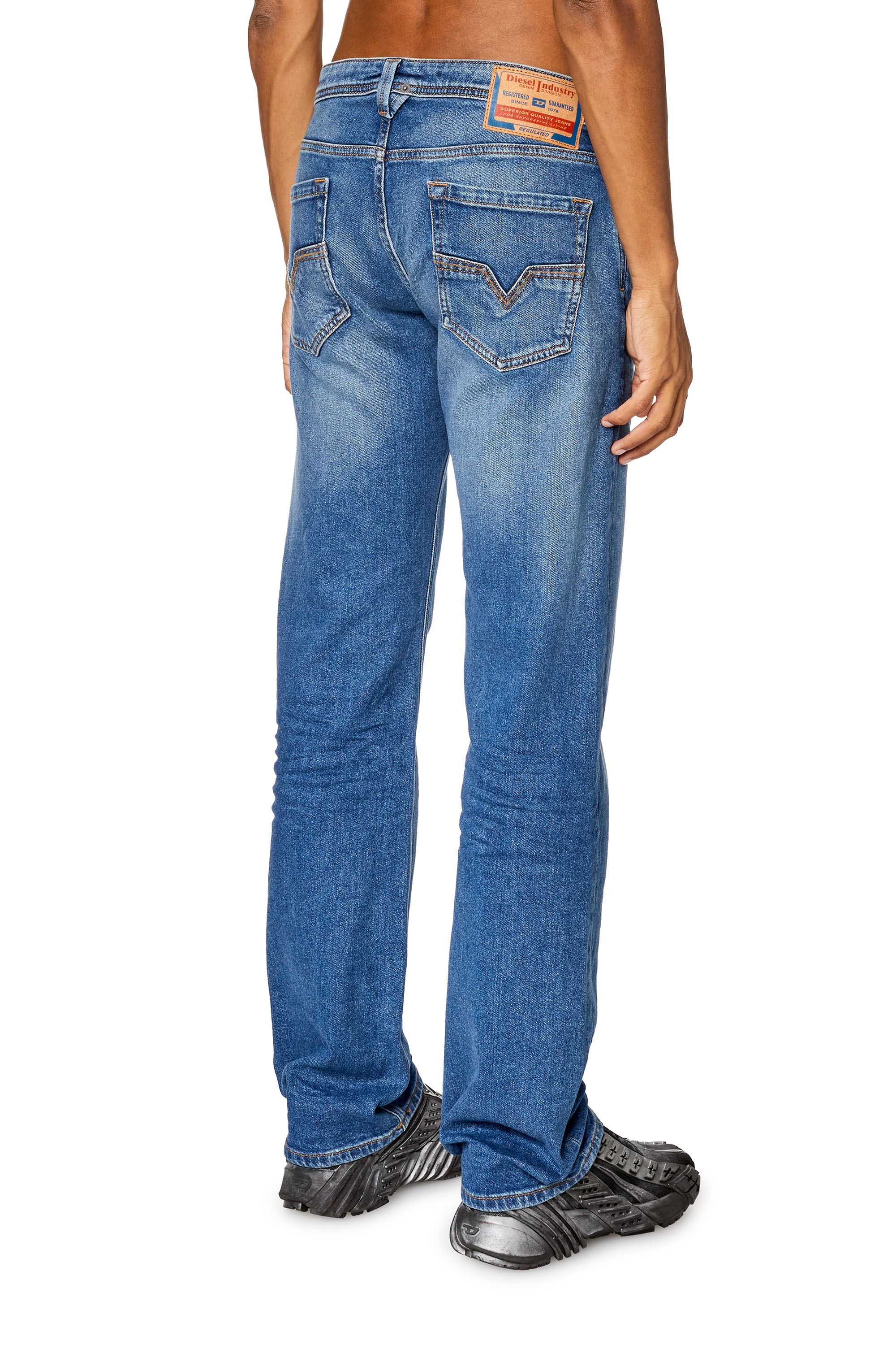 Diesel - Straight Jeans 1985 Larkee 0ENAT, Medium blue - Image 2