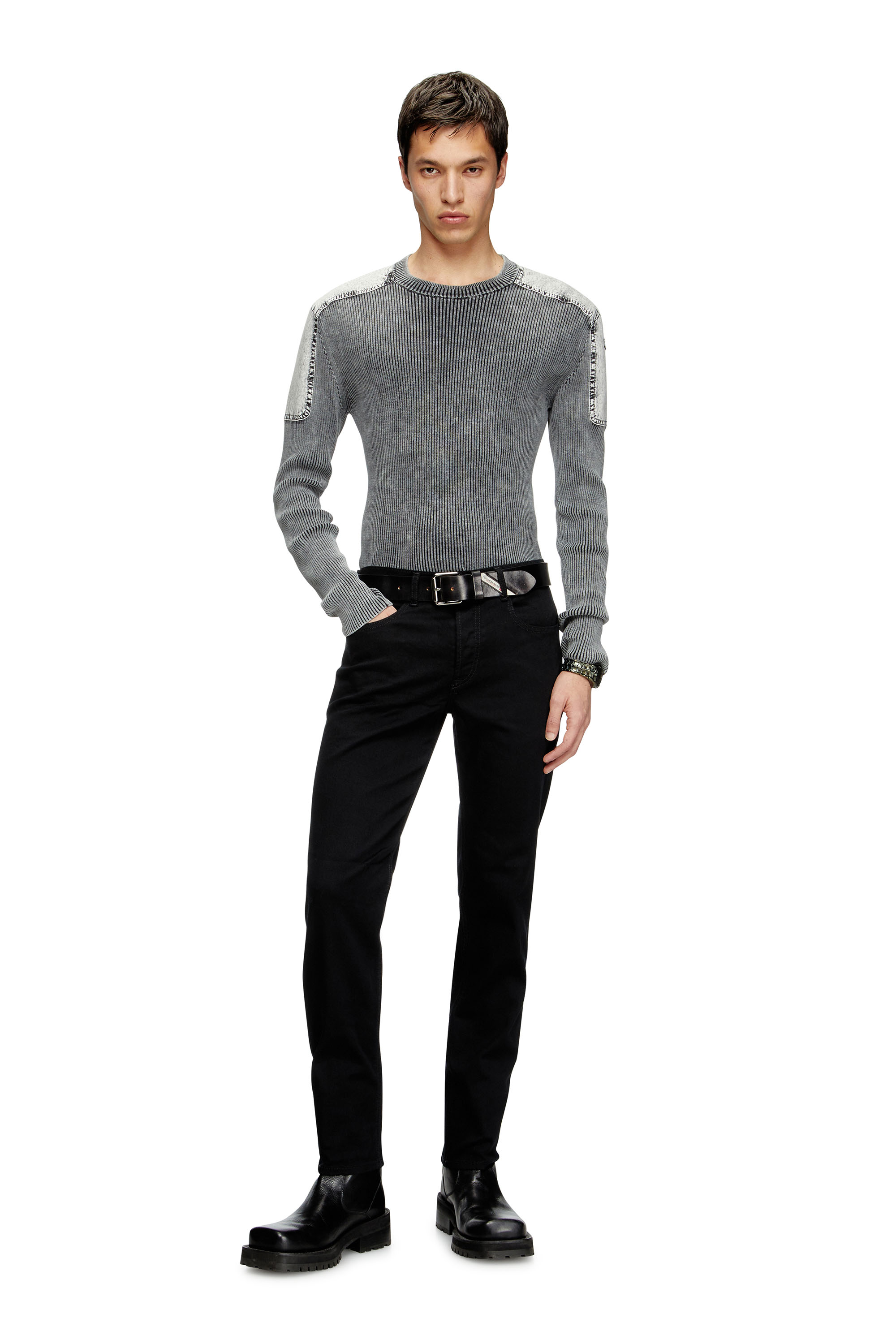 Diesel - Tapered Jeans 2023 D-Finitive 069YP, Black/Dark grey - Image 4