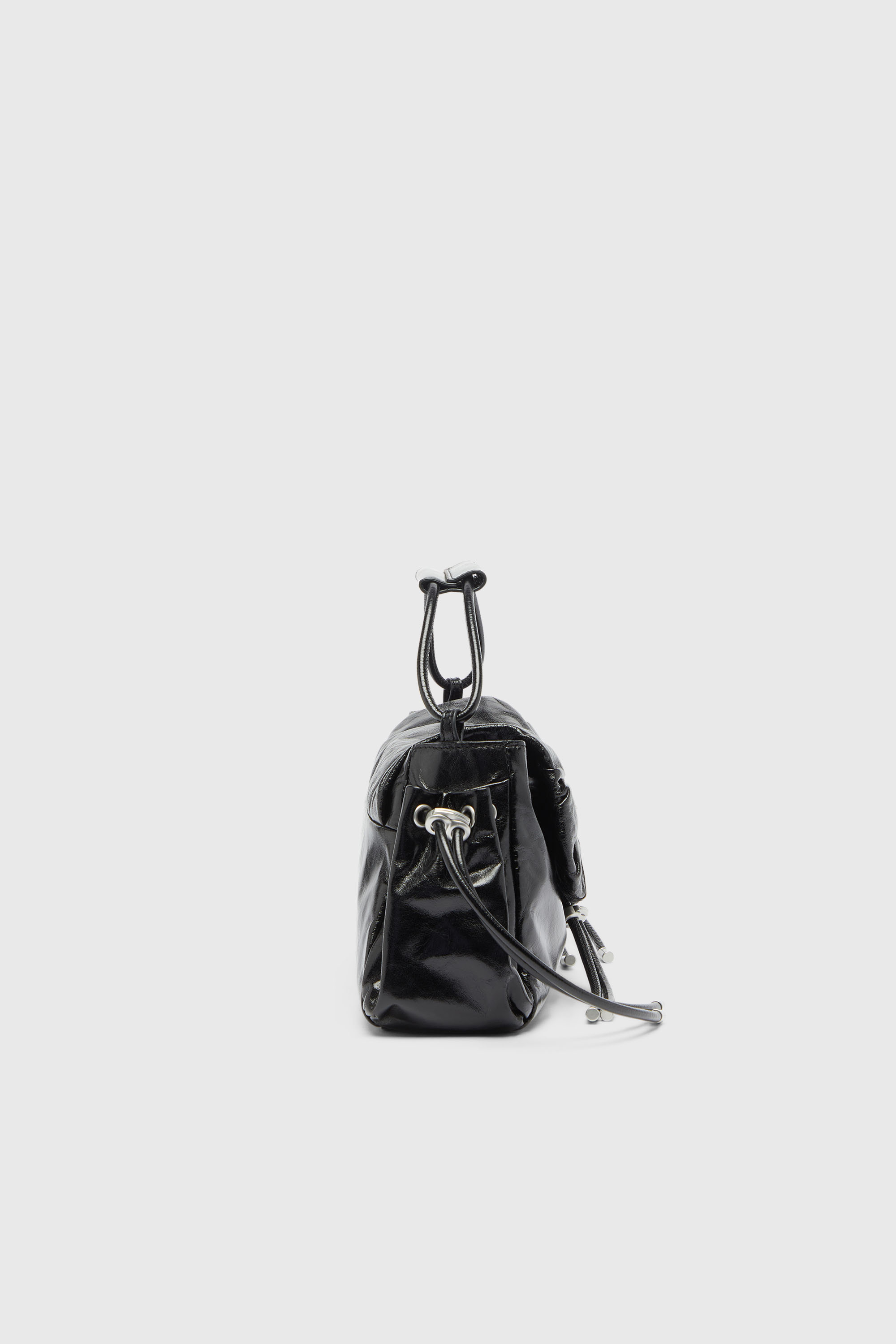 Diesel - SCRUNCH-D TOP HANDLE, Woman's Scrunch-D - Top-handle bag in shiny wrinkled leather in Black - 5