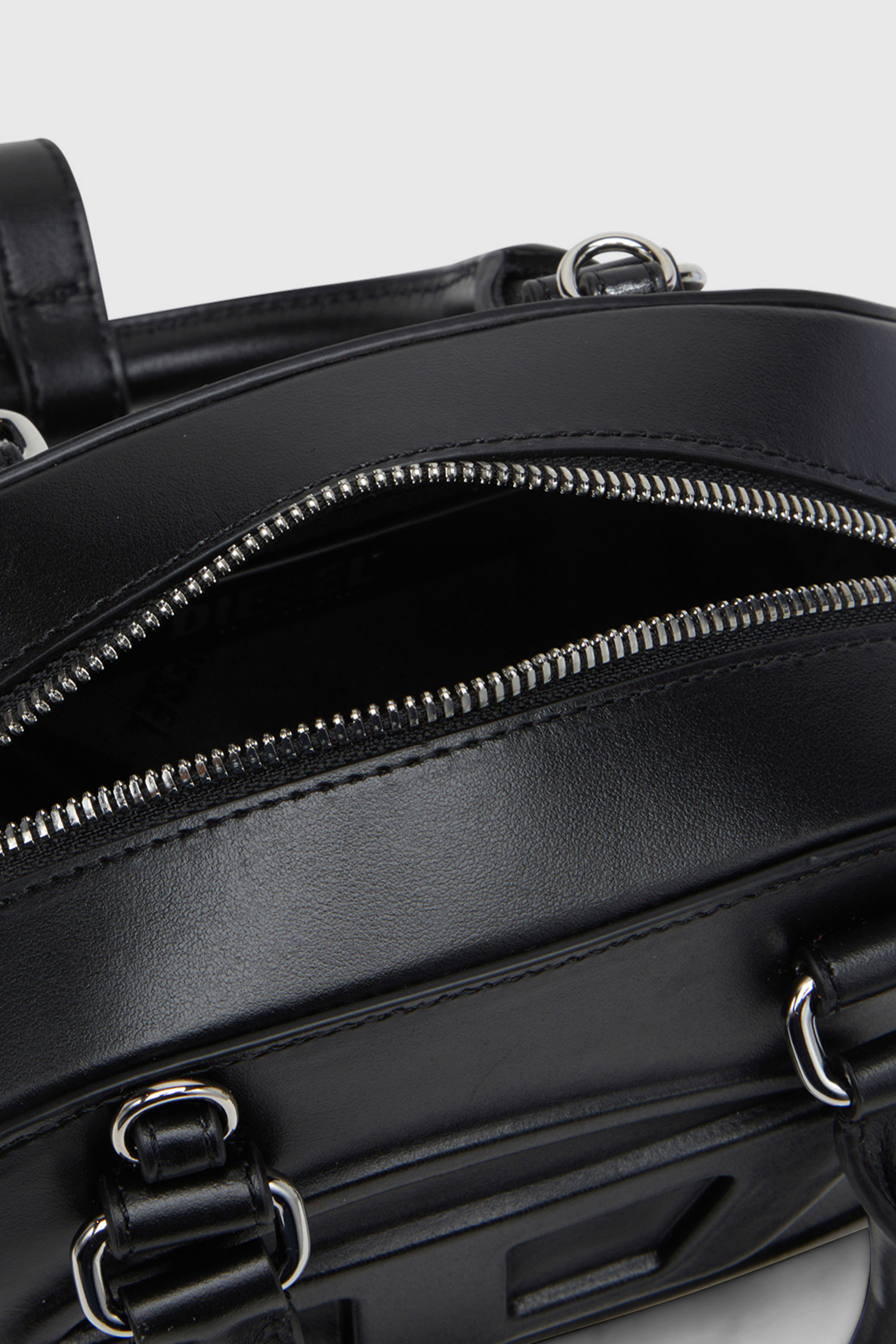 Diesel - 1DR DOME CROSSBODY, Woman's 1DR Dome-Leather Small bowling bag in Black - 5